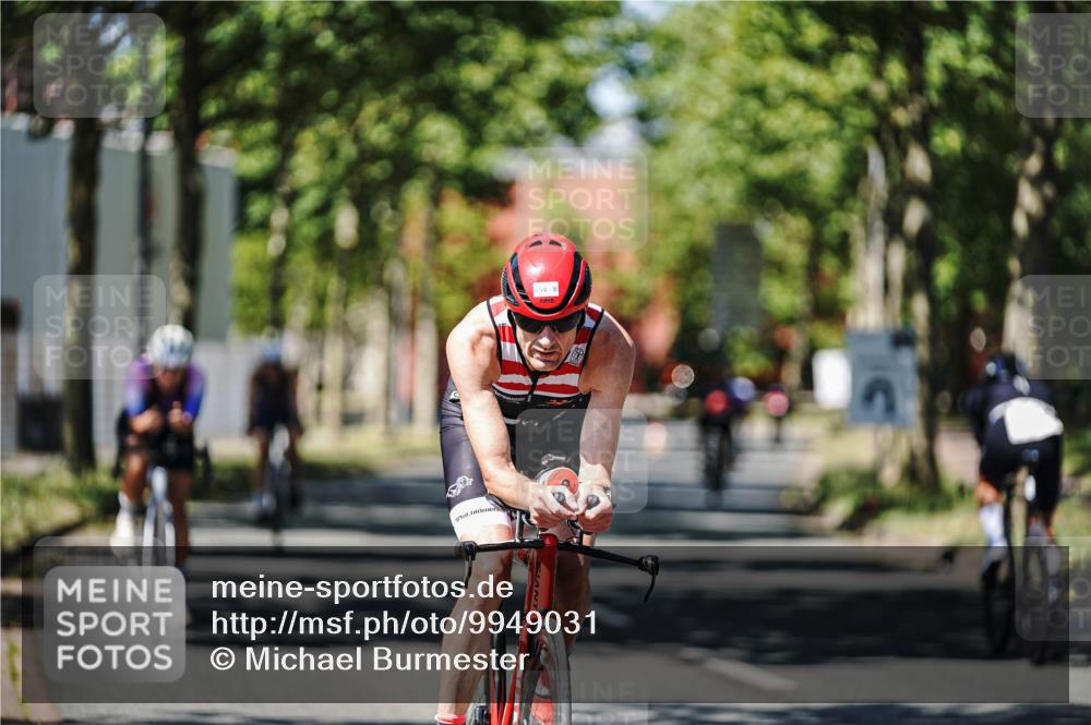09.08.2026 - GEWOBA Citytriathlon Bremen Michael Burmester http://msf.ph/oto/9949031 09.08.2026 12:44:12 Radfahren 614, 660, 661, 714, 891, 957, 974 meine-sportfotos.de