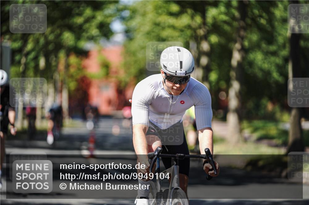 09.08.2026 - GEWOBA Citytriathlon Bremen Michael Burmester http://msf.ph/oto/9949104 09.08.2026 12:45:05 Radfahren 556, 597, 607, 610, 631, 666, 676, 690, 813, 831, 842, 843, 853, 862, 985, 1117, 1128 meine-sportfotos.de