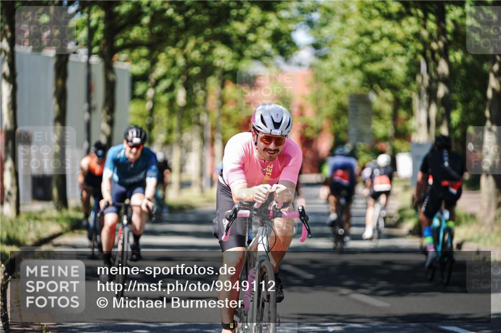 09.08.2026 - GEWOBA Citytriathlon Bremen Michael Burmester http://msf.ph/oto/9949112 09.08.2026 12:45:09 Radfahren 549, 556, 597, 607, 610, 631, 666, 676, 690, 843, 853, 862, 878, 985, 997, 1128, 1157 meine-sportfotos.de