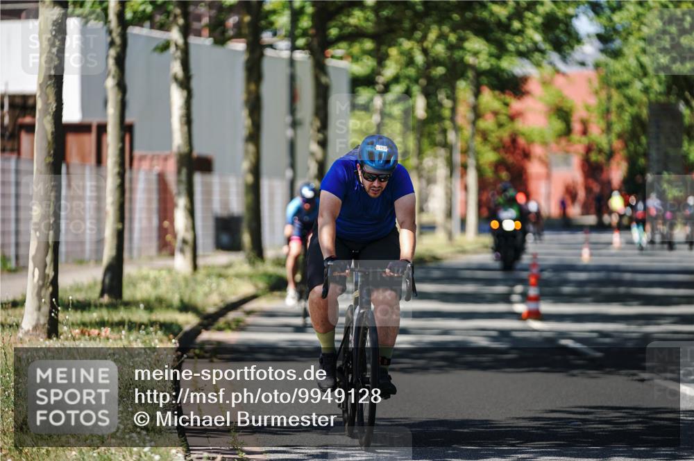 09.08.2026 - GEWOBA Citytriathlon Bremen Michael Burmester http://msf.ph/oto/9949128 09.08.2026 12:45:16 Radfahren 549, 556, 597, 610, 631, 676, 690, 738, 862, 878, 997, 1001, 1128, 1157 meine-sportfotos.de
