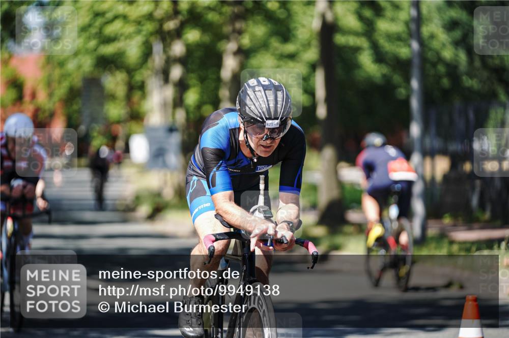 09.08.2026 - GEWOBA Citytriathlon Bremen Michael Burmester http://msf.ph/oto/9949138 09.08.2026 12:45:26 Radfahren 549, 551, 585, 738, 764, 828, 878, 997, 1001, 1004, 1157 meine-sportfotos.de