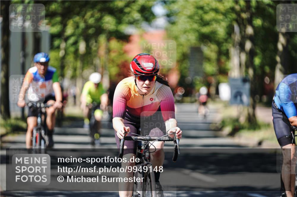 09.08.2026 - GEWOBA Citytriathlon Bremen Michael Burmester http://msf.ph/oto/9949148 09.08.2026 12:45:44 Radfahren 630, 632, 723, 791, 830, 856, 881, 908, 922, 927, 1011 meine-sportfotos.de