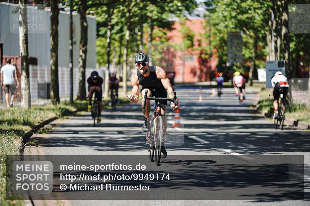 09.08.2026 - GEWOBA Citytriathlon Bremen Michael Burmester http://msf.ph/oto/9949174 09.08.2026 12:46:04 Radfahren 691, 698, 703, 746, 775, 791, 881, 899, 913, 962, 1002, 1007 meine-sportfotos.de