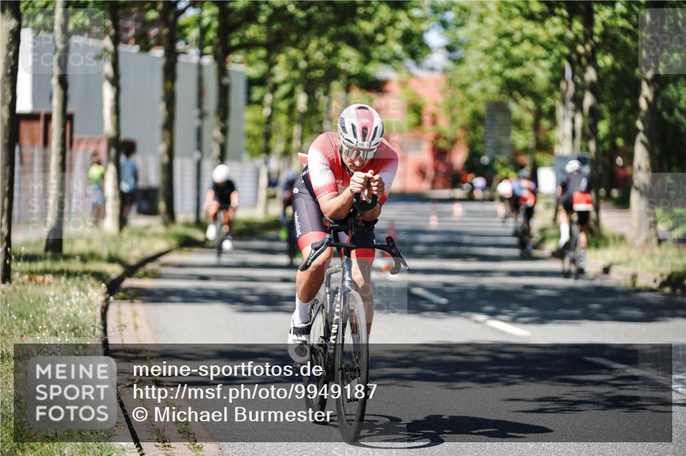 09.08.2026 - GEWOBA Citytriathlon Bremen Michael Burmester http://msf.ph/oto/9949187 09.08.2026 12:46:08 Radfahren 698, 703, 746, 775, 899, 913, 917, 1002 meine-sportfotos.de