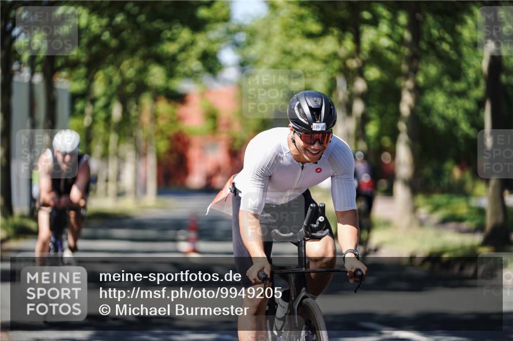 09.08.2026 - GEWOBA Citytriathlon Bremen Michael Burmester http://msf.ph/oto/9949205 09.08.2026 12:46:21 Radfahren 575, 746, 835, 917, 958, 1002 meine-sportfotos.de