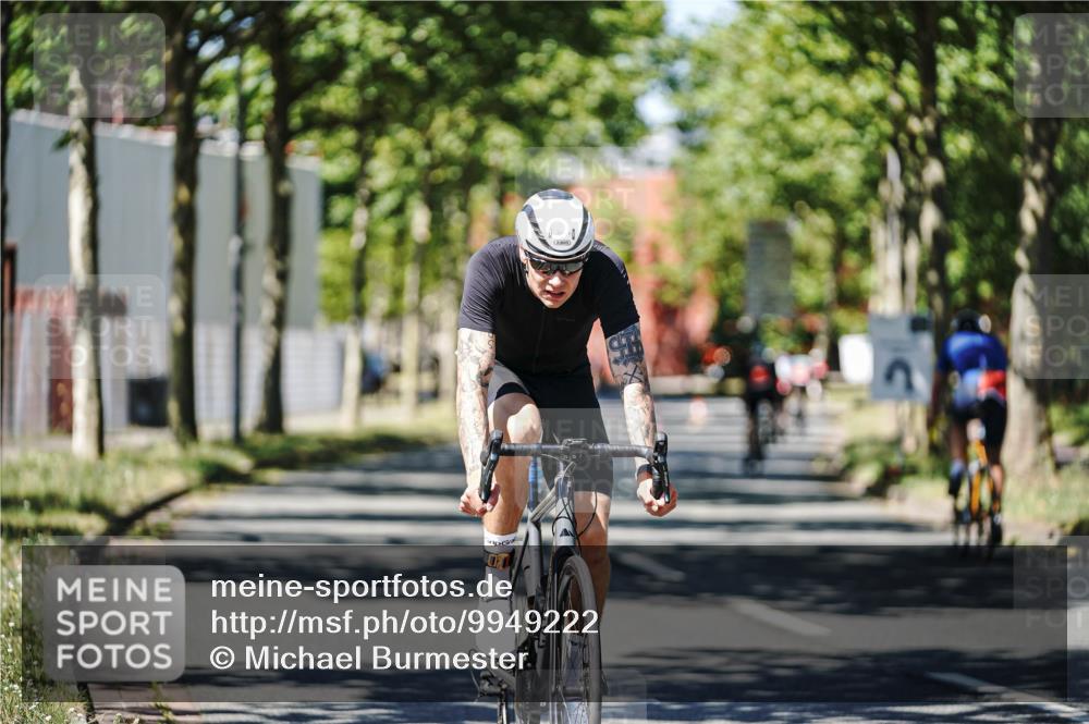 09.08.2026 - GEWOBA Citytriathlon Bremen Michael Burmester http://msf.ph/oto/9949222 09.08.2026 12:46:49 Radfahren 112, 579, 591, 616, 650, 652, 692 meine-sportfotos.de
