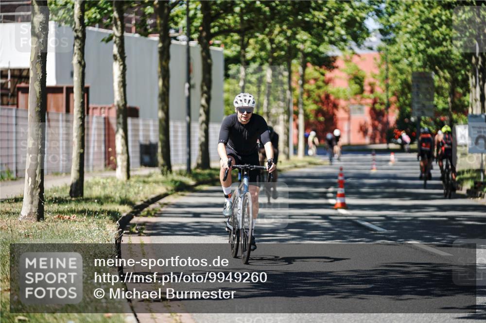 09.08.2026 - GEWOBA Citytriathlon Bremen Michael Burmester http://msf.ph/oto/9949260 09.08.2026 12:47:40 Radfahren 593, 619, 642, 662, 719, 735, 747 meine-sportfotos.de