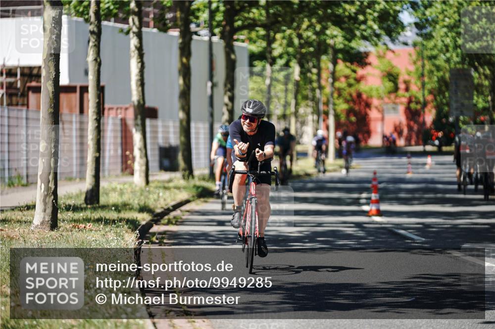 09.08.2026 - GEWOBA Citytriathlon Bremen Michael Burmester http://msf.ph/oto/9949285 09.08.2026 12:48:01 Radfahren 563, 618, 683, 688, 811, 883, 904, 1103, 1116 meine-sportfotos.de