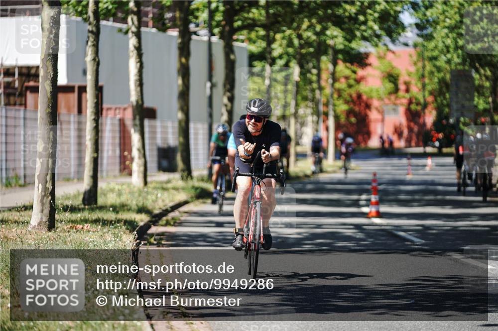 09.08.2026 - GEWOBA Citytriathlon Bremen Michael Burmester http://msf.ph/oto/9949286 09.08.2026 12:48:02 Radfahren 563, 618, 683, 688, 811, 883, 904, 1103, 1116 meine-sportfotos.de