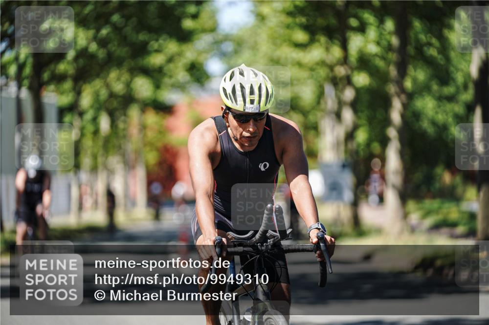 09.08.2026 - GEWOBA Citytriathlon Bremen Michael Burmester http://msf.ph/oto/9949310 09.08.2026 12:48:23 Radfahren 547, 605, 613, 677, 822, 955 meine-sportfotos.de