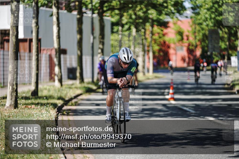 09.08.2026 - GEWOBA Citytriathlon Bremen Michael Burmester http://msf.ph/oto/9949370 09.08.2026 12:49:24 Radfahren 569, 583, 757, 765, 803, 963, 999, 1160 meine-sportfotos.de