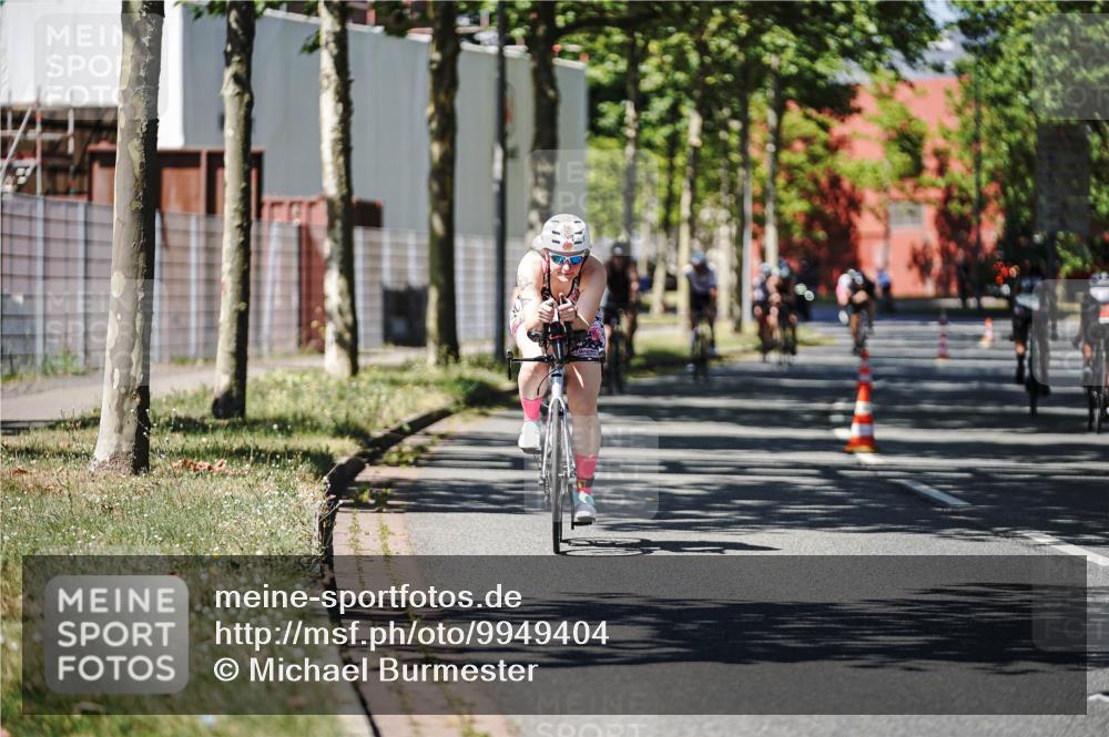 09.08.2026 - GEWOBA Citytriathlon Bremen Michael Burmester http://msf.ph/oto/9949404 09.08.2026 12:49:52 Radfahren 590, 680, 777, 852, 874, 946, 967, 1008, 1150 meine-sportfotos.de
