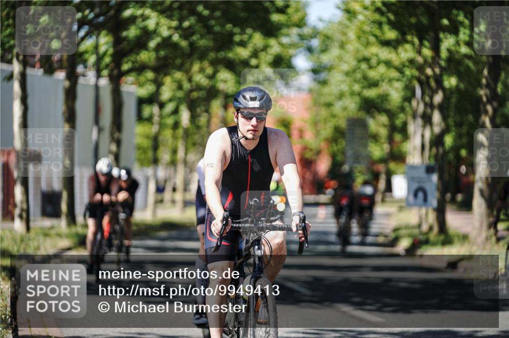 09.08.2026 - GEWOBA Citytriathlon Bremen Michael Burmester http://msf.ph/oto/9949413 09.08.2026 12:49:56 Radfahren 590, 773, 777, 784, 852, 874, 946, 967, 1008, 1150 meine-sportfotos.de