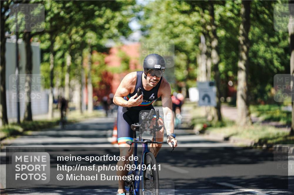 09.08.2026 - GEWOBA Citytriathlon Bremen Michael Burmester http://msf.ph/oto/9949441 09.08.2026 12:50:32 Radfahren 594, 648, 737, 794, 964, 993, 1158 meine-sportfotos.de