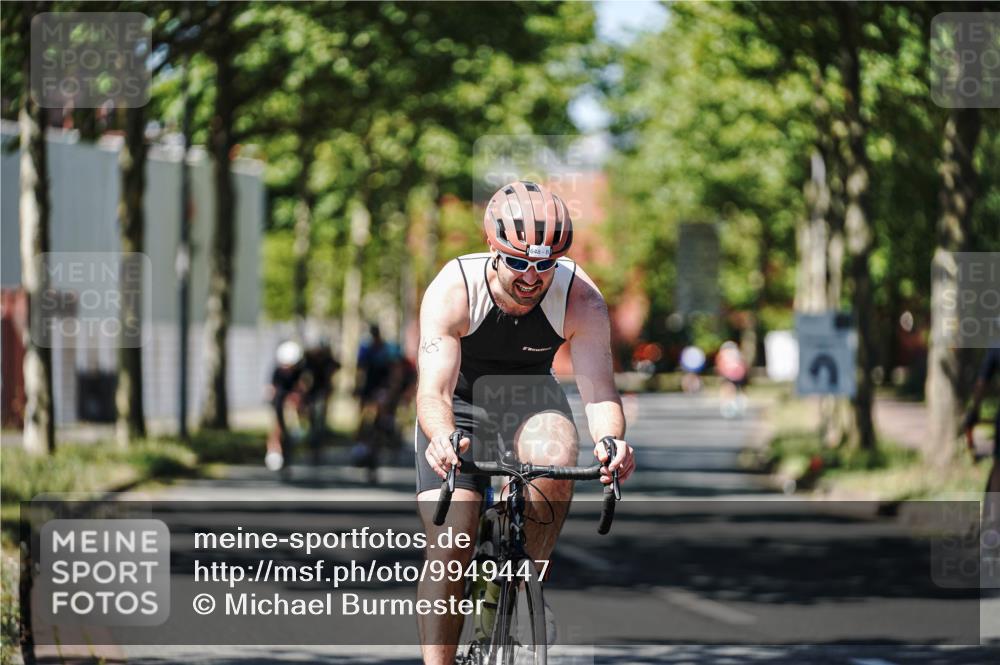 09.08.2026 - GEWOBA Citytriathlon Bremen Michael Burmester http://msf.ph/oto/9949447 09.08.2026 12:50:37 Radfahren 594, 648, 730, 737, 794, 993, 1137, 1158 meine-sportfotos.de