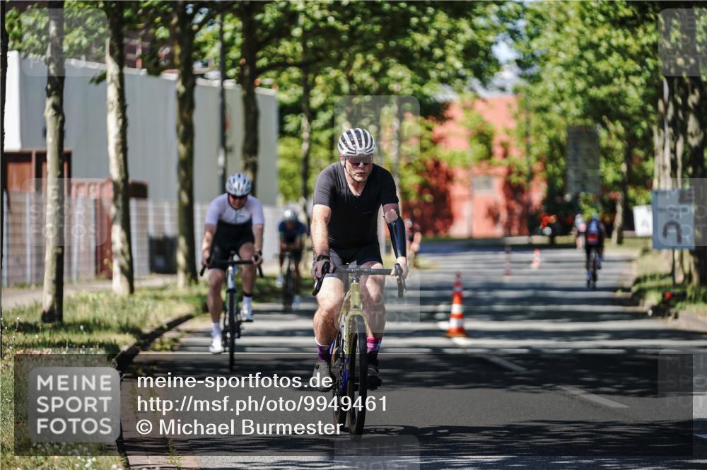 09.08.2026 - GEWOBA Citytriathlon Bremen Michael Burmester http://msf.ph/oto/9949461 09.08.2026 12:50:50 Radfahren 594, 624, 648, 730, 794, 799, 879, 932, 987, 1016, 1137, 1139 meine-sportfotos.de