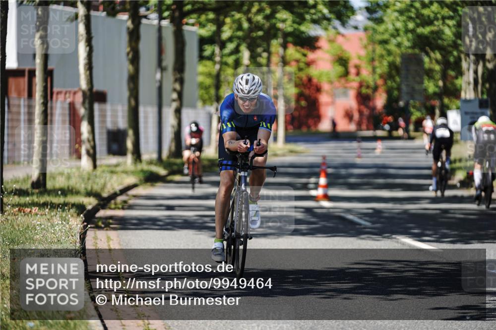 09.08.2026 - GEWOBA Citytriathlon Bremen Michael Burmester http://msf.ph/oto/9949464 09.08.2026 12:50:53 Radfahren 624, 730, 799, 808, 879, 932, 987, 1016, 1137, 1139 meine-sportfotos.de