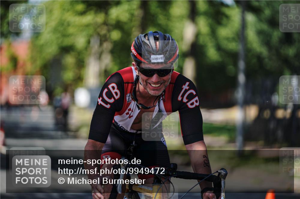 09.08.2026 - GEWOBA Citytriathlon Bremen Michael Burmester http://msf.ph/oto/9949472 09.08.2026 12:50:58 Radfahren 624, 799, 808, 879, 932, 987, 1016, 1139 meine-sportfotos.de