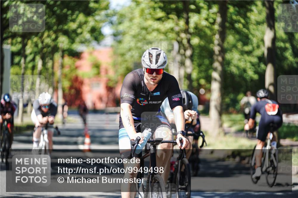 09.08.2026 - GEWOBA Citytriathlon Bremen Michael Burmester http://msf.ph/oto/9949498 09.08.2026 12:51:33 Radfahren 560, 562, 595, 668, 756, 787, 877, 880, 909, 914, 1019, 1110, 1155 meine-sportfotos.de