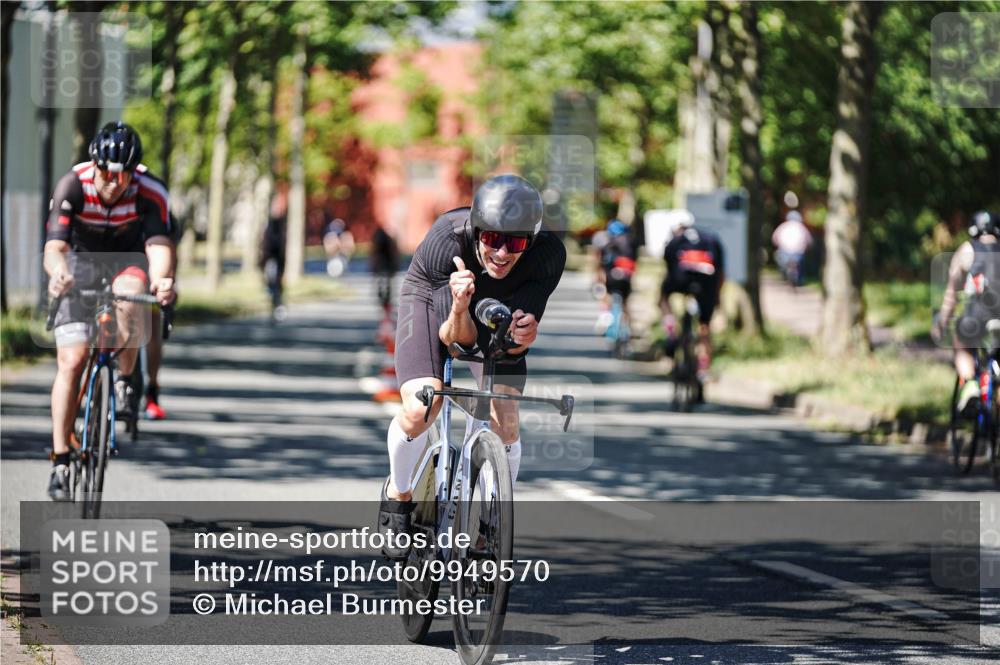 09.08.2026 - GEWOBA Citytriathlon Bremen Michael Burmester http://msf.ph/oto/9949570 09.08.2026 12:54:24 Radfahren 574, 577, 639, 781, 792, 812, 816, 861, 864, 895, 1006, 1127 meine-sportfotos.de