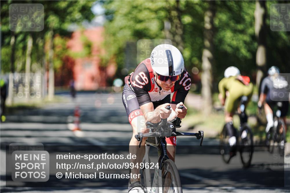 09.08.2026 - GEWOBA Citytriathlon Bremen Michael Burmester http://msf.ph/oto/9949624 09.08.2026 12:55:15 Radfahren 565, 568, 705, 743, 745, 789, 911, 930, 970 meine-sportfotos.de