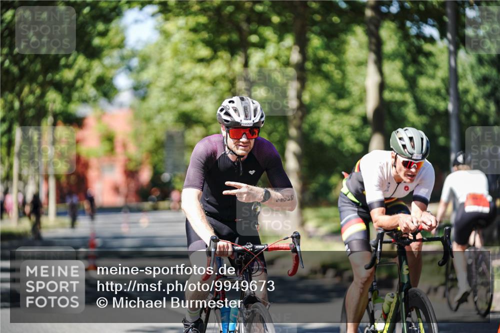 09.08.2026 - GEWOBA Citytriathlon Bremen Michael Burmester http://msf.ph/oto/9949673 09.08.2026 12:56:06 Radfahren 564, 612, 667, 763, 780, 810, 819, 897, 1005, 1126, 1156 meine-sportfotos.de