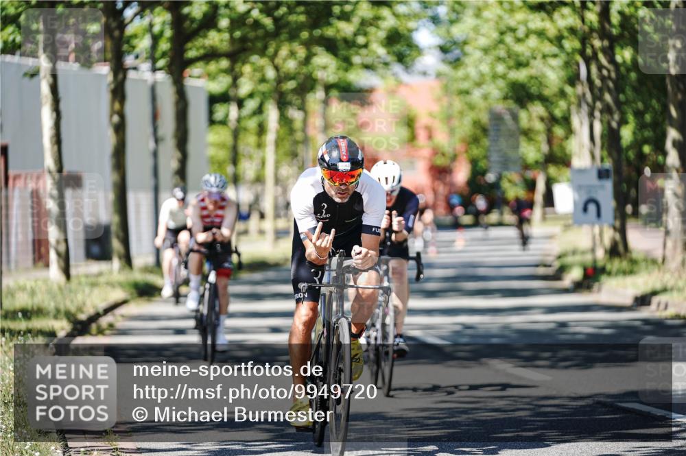 09.08.2026 - GEWOBA Citytriathlon Bremen Michael Burmester http://msf.ph/oto/9949720 09.08.2026 12:56:56 Radfahren 601, 620, 637, 740, 767, 840, 896, 1012 meine-sportfotos.de