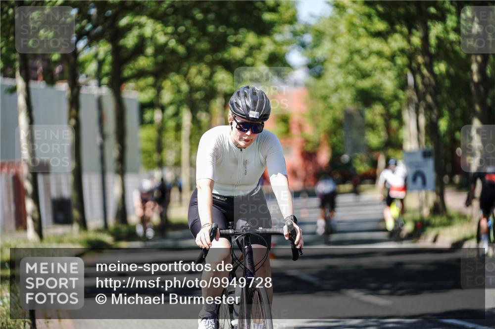 09.08.2026 - GEWOBA Citytriathlon Bremen Michael Burmester http://msf.ph/oto/9949728 09.08.2026 12:56:59 Radfahren 601, 620, 637, 696, 740, 766, 767, 844, 896, 1012, 1109 meine-sportfotos.de