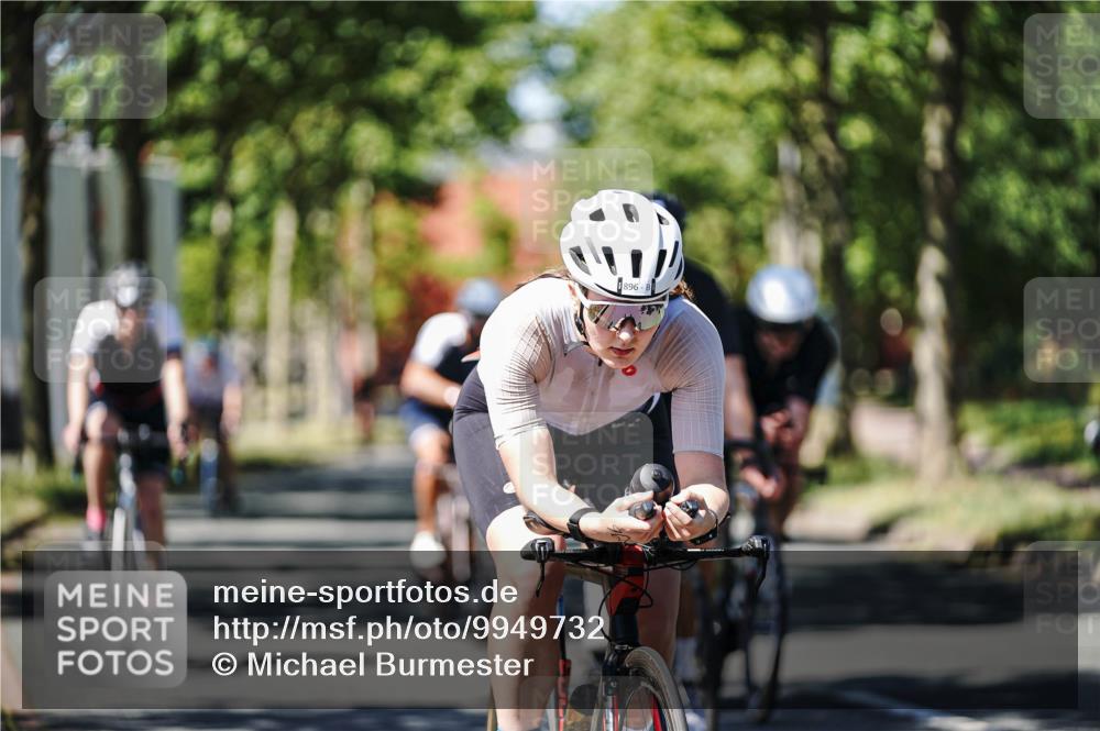 09.08.2026 - GEWOBA Citytriathlon Bremen Michael Burmester http://msf.ph/oto/9949732 09.08.2026 12:57:04 Radfahren 601, 620, 637, 696, 740, 766, 767, 844, 896, 972, 1012, 1109 meine-sportfotos.de