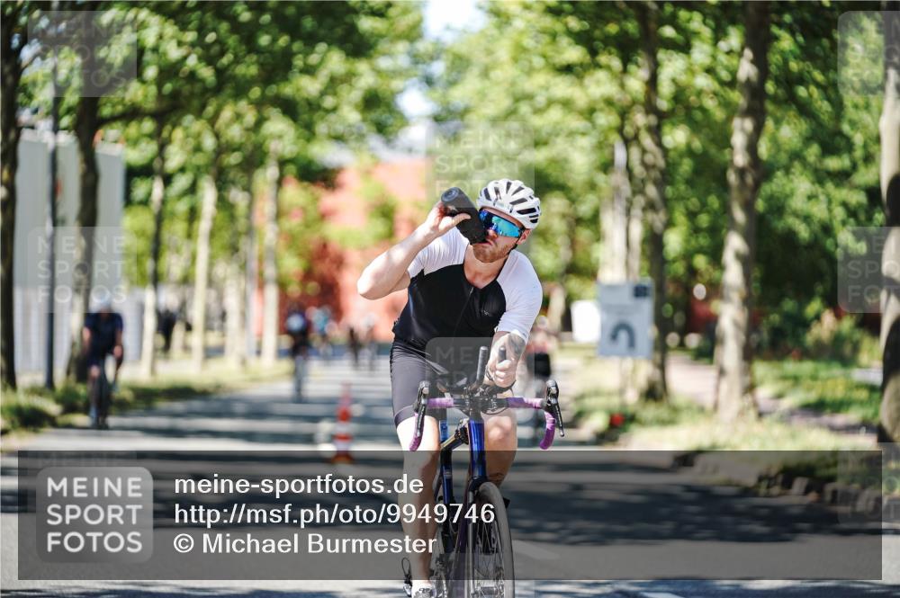 09.08.2026 - GEWOBA Citytriathlon Bremen Michael Burmester http://msf.ph/oto/9949746 09.08.2026 12:57:16 Radfahren 586, 696, 766, 806, 838, 844, 886, 896, 972, 1109 meine-sportfotos.de