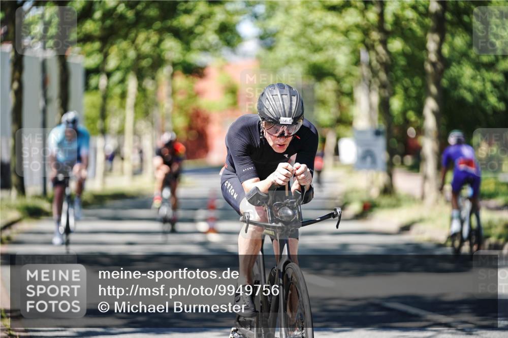 09.08.2026 - GEWOBA Citytriathlon Bremen Michael Burmester http://msf.ph/oto/9949756 09.08.2026 12:57:26 Radfahren 586, 603, 701, 702, 806, 834, 838, 858, 886, 982 meine-sportfotos.de