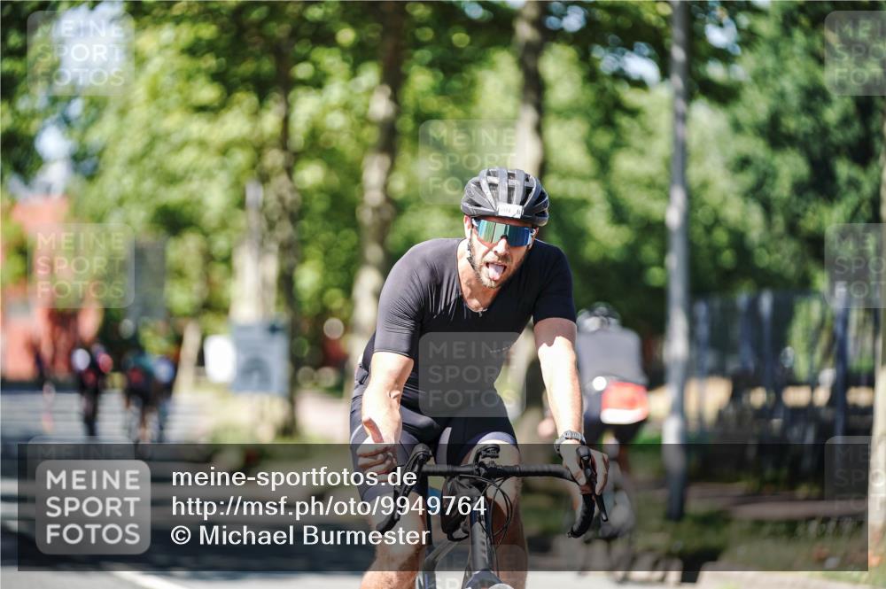 09.08.2026 - GEWOBA Citytriathlon Bremen Michael Burmester http://msf.ph/oto/9949764 09.08.2026 12:57:32 Radfahren 603, 701, 702, 834, 838, 858, 982, 1153 meine-sportfotos.de