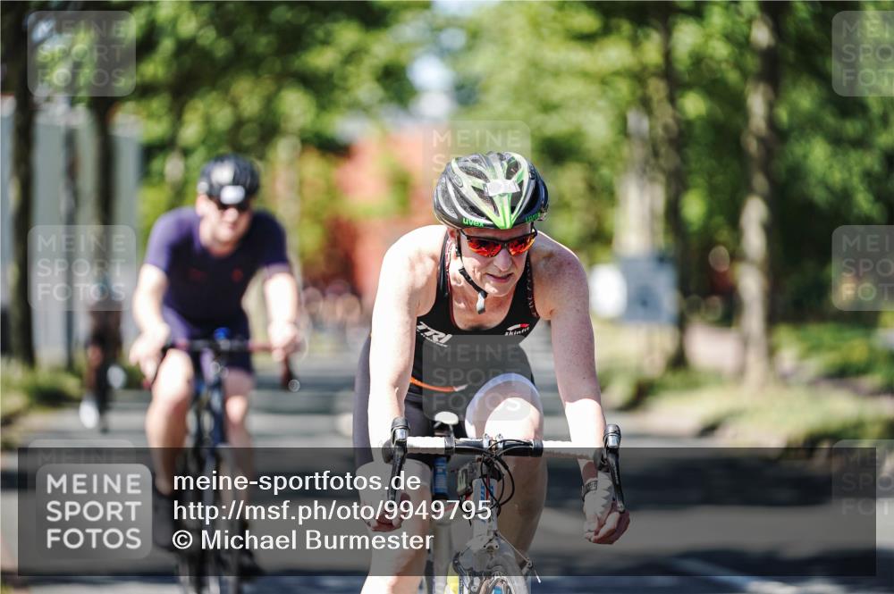 09.08.2026 - GEWOBA Citytriathlon Bremen Michael Burmester http://msf.ph/oto/9949795 09.08.2026 12:57:59 Radfahren 548, 602, 625, 711, 718, 809, 919, 931, 943, 954, 998, 1003, 1121, 1136 meine-sportfotos.de