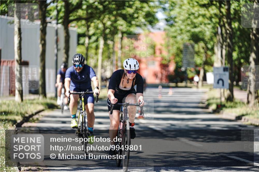 09.08.2026 - GEWOBA Citytriathlon Bremen Michael Burmester http://msf.ph/oto/9949801 09.08.2026 12:58:04 Radfahren 548, 578, 602, 625, 711, 718, 809, 919, 931, 943, 954, 976, 998, 1003, 1121, 1154 meine-sportfotos.de