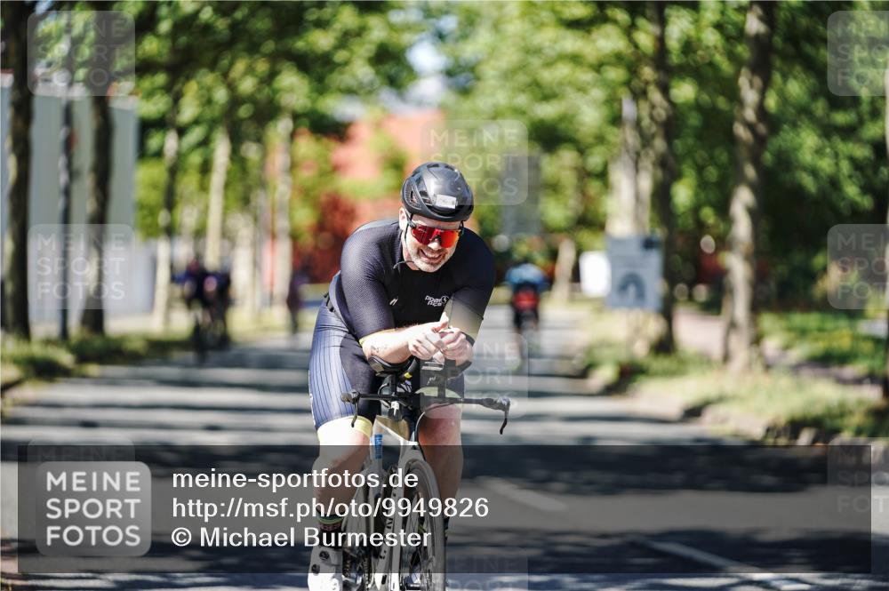 09.08.2026 - GEWOBA Citytriathlon Bremen Michael Burmester http://msf.ph/oto/9949826 09.08.2026 12:58:27 Radfahren 796, 798, 876, 968 meine-sportfotos.de