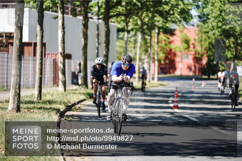 09.08.2026 - GEWOBA Citytriathlon Bremen Michael Burmester http://msf.ph/oto/9949827 09.08.2026 12:58:31 Radfahren 796, 798, 876, 968, 1132 meine-sportfotos.de
