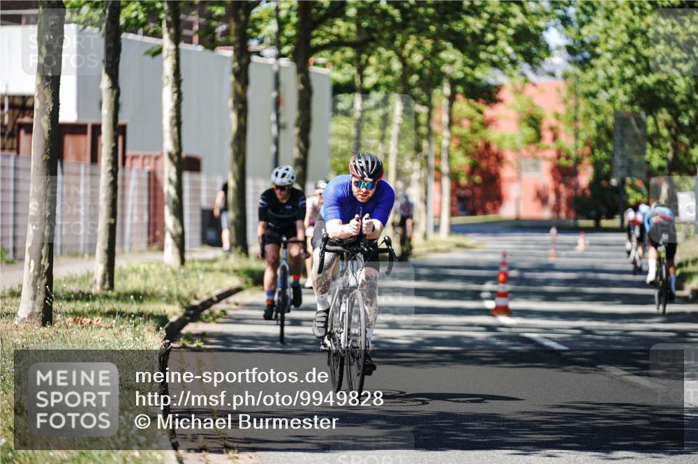 09.08.2026 - GEWOBA Citytriathlon Bremen Michael Burmester http://msf.ph/oto/9949828 09.08.2026 12:58:31 Radfahren 796, 798, 876, 968, 1132 meine-sportfotos.de