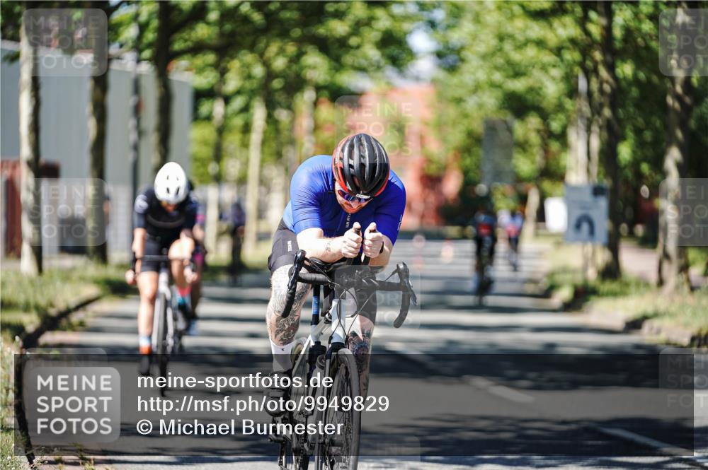 09.08.2026 - GEWOBA Citytriathlon Bremen Michael Burmester http://msf.ph/oto/9949829 09.08.2026 12:58:32 Radfahren 796, 876, 968, 1132 meine-sportfotos.de