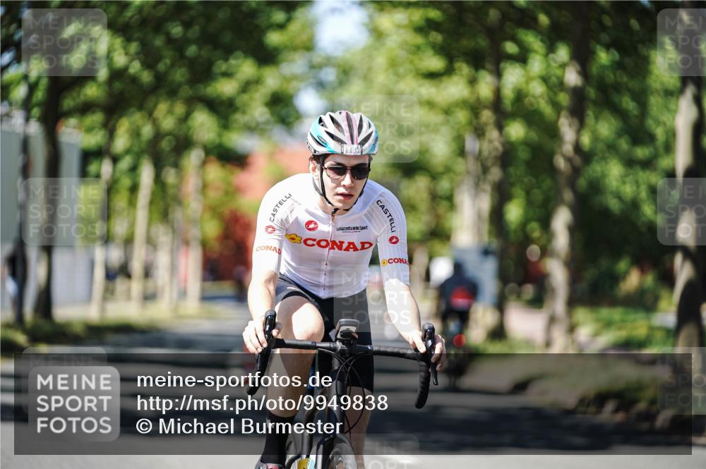 09.08.2026 - GEWOBA Citytriathlon Bremen Michael Burmester http://msf.ph/oto/9949838 09.08.2026 12:58:37 Radfahren 796, 876, 953, 968, 1132 meine-sportfotos.de