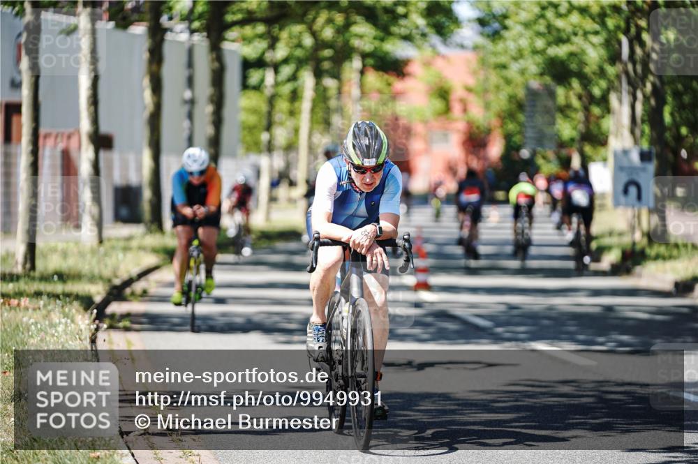 09.08.2026 - GEWOBA Citytriathlon Bremen Michael Burmester http://msf.ph/oto/9949931 09.08.2026 13:00:39 Radfahren 621, 633, 649, 700, 720, 870, 915, 933, 940, 989, 1104, 1123 meine-sportfotos.de