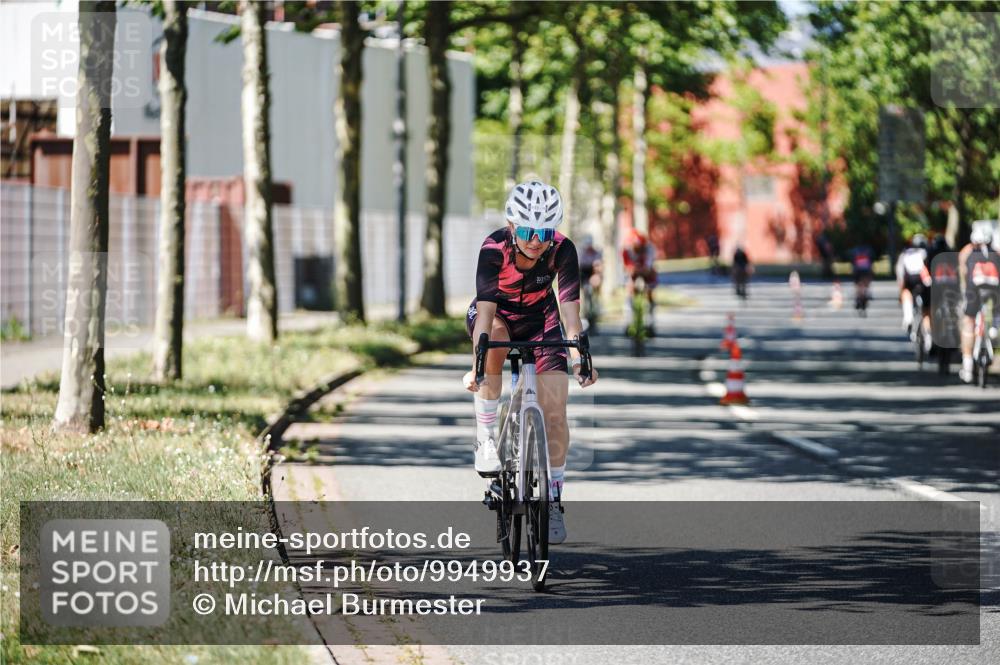 09.08.2026 - GEWOBA Citytriathlon Bremen Michael Burmester http://msf.ph/oto/9949937 09.08.2026 13:00:43 Radfahren 621, 633, 649, 700, 720, 870, 915, 933, 940, 989, 1004, 1104, 1107, 1123 meine-sportfotos.de