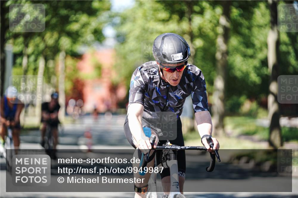 09.08.2026 - GEWOBA Citytriathlon Bremen Michael Burmester http://msf.ph/oto/9949987 09.08.2026 13:01:30 Radfahren 551, 556, 631, 666, 669, 690, 714, 775, 801, 854, 859, 862, 878, 991, 1140 meine-sportfotos.de
