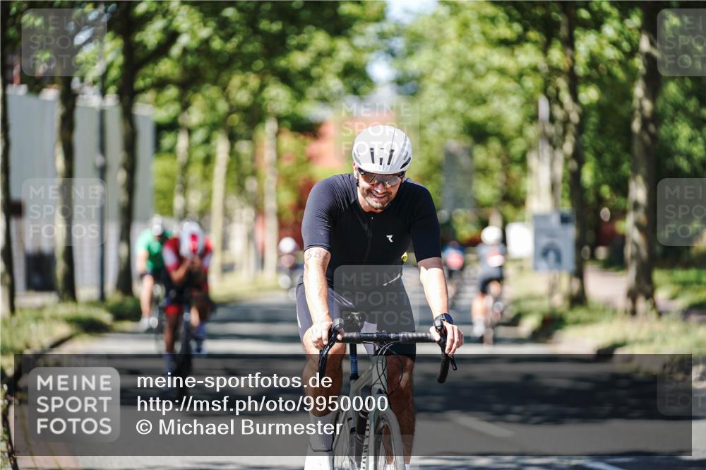 09.08.2026 - GEWOBA Citytriathlon Bremen Michael Burmester http://msf.ph/oto/9950000 09.08.2026 13:01:42 Radfahren 587, 631, 669, 690, 729, 746, 764, 775, 831, 859, 862, 991, 1014, 1120 meine-sportfotos.de