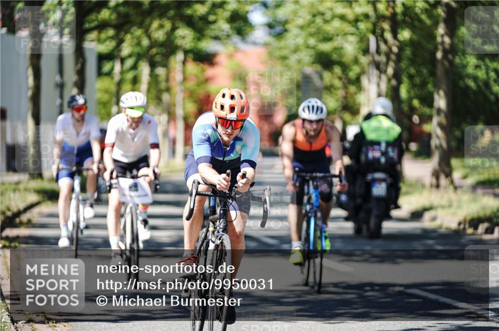 09.08.2026 - GEWOBA Citytriathlon Bremen Michael Burmester http://msf.ph/oto/9950031 09.08.2026 13:02:02 Radfahren 546, 610, 629, 731, 764, 813, 887, 889, 957, 1125 meine-sportfotos.de