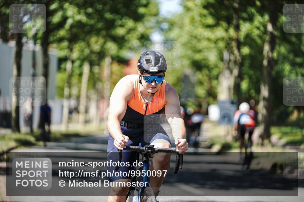 09.08.2026 - GEWOBA Citytriathlon Bremen Michael Burmester http://msf.ph/oto/9950097 09.08.2026 13:02:52 Radfahren 549, 597, 654, 681, 1105 meine-sportfotos.de