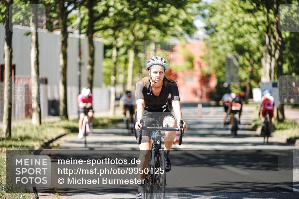 09.08.2026 - GEWOBA Citytriathlon Bremen Michael Burmester http://msf.ph/oto/9950125 09.08.2026 13:03:28 Radfahren 591, 616, 703, 735, 768, 885, 945, 985, 1106 meine-sportfotos.de
