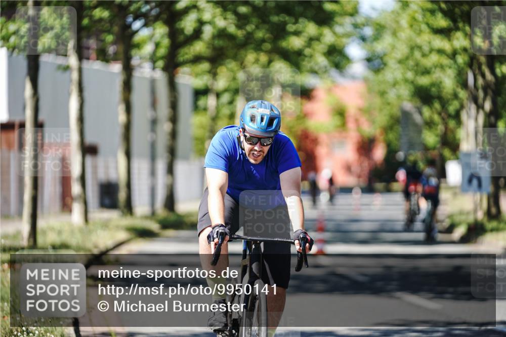 09.08.2026 - GEWOBA Citytriathlon Bremen Michael Burmester http://msf.ph/oto/9950141 09.08.2026 13:03:39 Radfahren 575, 591, 616, 698, 721, 735, 793, 835, 885, 945, 1106, 1122, 1157 meine-sportfotos.de