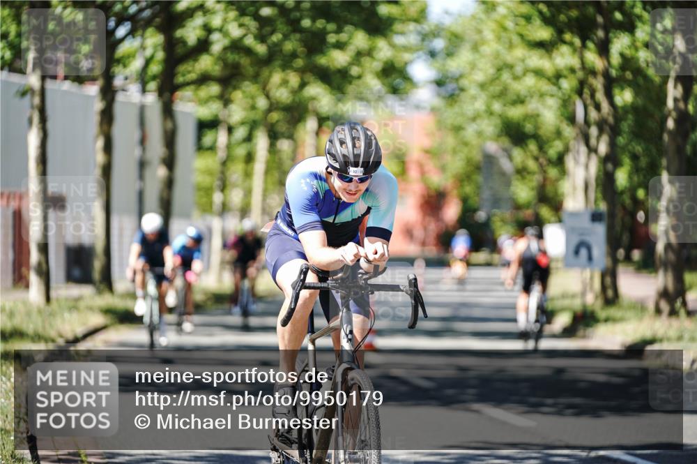 09.08.2026 - GEWOBA Citytriathlon Bremen Michael Burmester http://msf.ph/oto/9950179 09.08.2026 13:04:22 Radfahren 112, 630, 853, 881, 883, 936, 941, 955, 997, 1001, 1002 meine-sportfotos.de