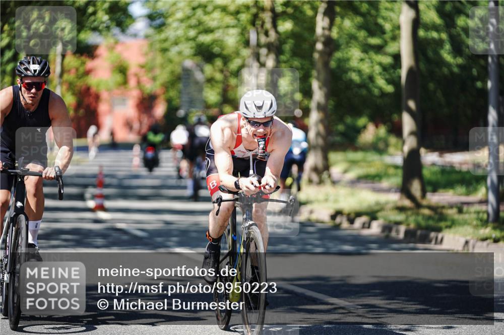09.08.2026 - GEWOBA Citytriathlon Bremen Michael Burmester http://msf.ph/oto/9950223 09.08.2026 13:05:07 Radfahren 652, 747, 777, 818, 908, 917, 922, 1139 meine-sportfotos.de