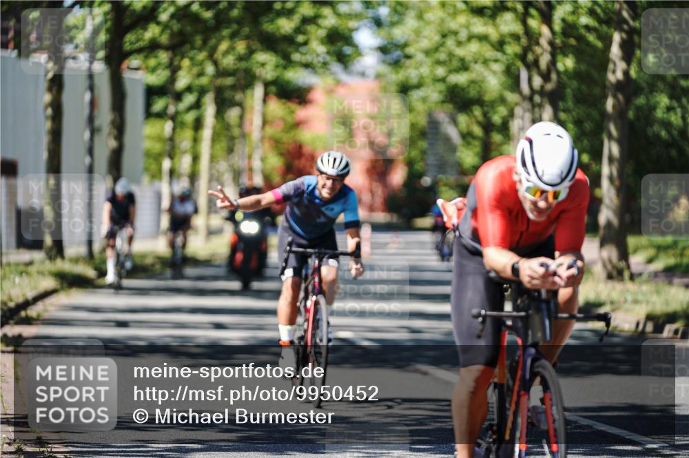 09.08.2026 - GEWOBA Citytriathlon Bremen Michael Burmester http://msf.ph/oto/9950452 09.08.2026 13:10:04 Radfahren 545, 739, 778, 799, 807, 880, 1130 meine-sportfotos.de